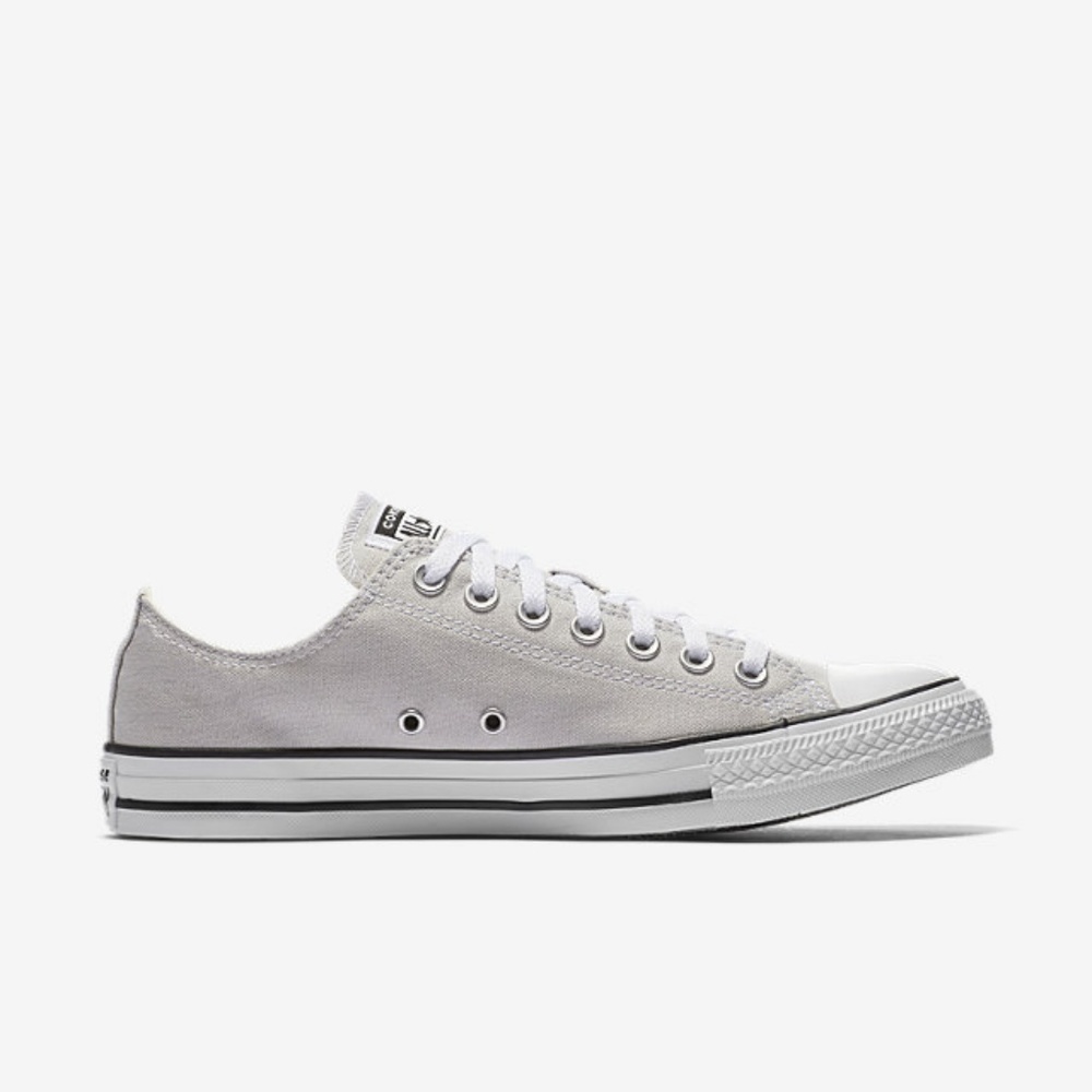 Converse  shoes